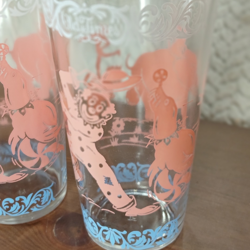 Rare Vintage Hazel Atlas Old Times Circus Parade Glass Set of 6 Pink White Blue